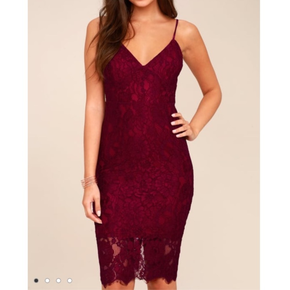 Lulu’s Extraordinary Love Lace Midi Dress